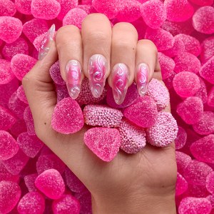 Additional picture of Lacquer-Lollypoppin BubblegumL 15ml