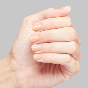 Additional picture of Lacquer-Pearl Clutching Beh L 15ml