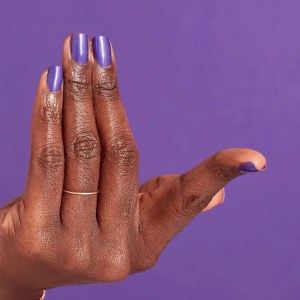Additional picture of Lacquer-Purple with a Purpose 15ml