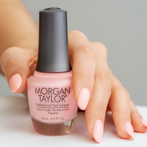 Additional picture of MT Lacquer All About Pout 15ml