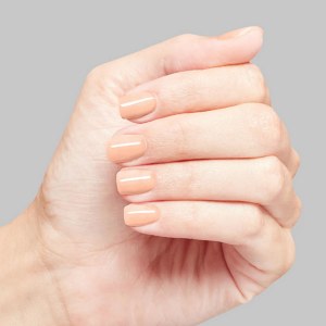 Additional picture of OPI GC Pearl-Clutching Behav L 15ml