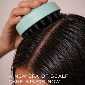 Additional picture of REF AHA Scalp Brush