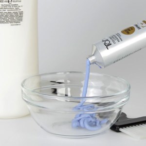 Additional picture of Tahe Lum Blue Milk Bleach100ml