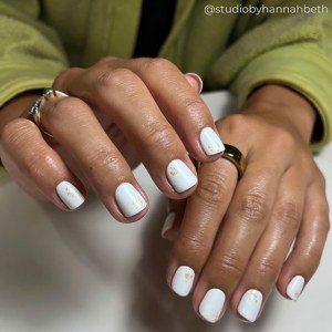 Additional picture of Vinylux Studio White 15ml 151
