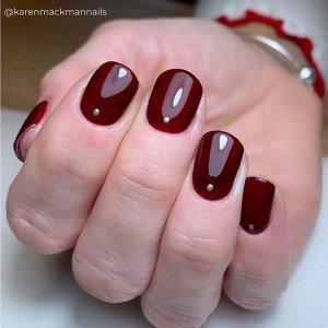 Additional picture of Vinylux Signature Lipstick 15m 390