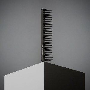 Additional picture of GHD Detangling Comb