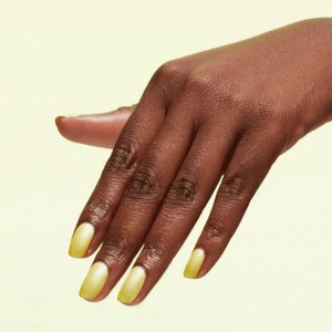 Additional picture of OPI IS Sunscreening My Calls L