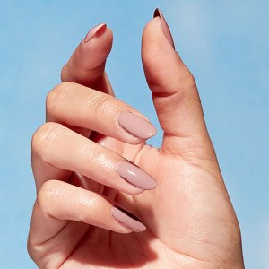 Additional picture of OPI NS Kind of a Twig Deal 15ml