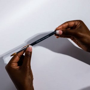 Additional picture of The Edge Kolinsky Round Size 8 Brush