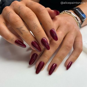 Additional picture of Vinylux Masquerade 15ml 130