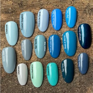 Additional picture of Vinylux Whats Old is Blue 15ml 451