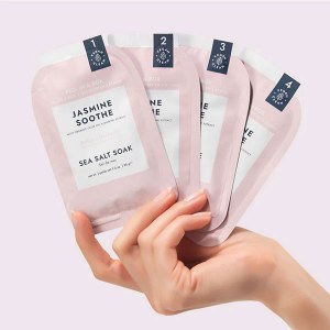 Additional picture of Voesh 4Step Pedi Jasmine Soothe