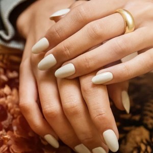 Additional picture of Gelish Dew Me A Favor L 15ml