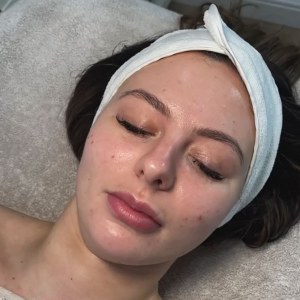 Additional picture of Hive Anti-Acne Peel Off Mask