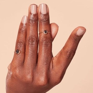 Additional picture of Lacquer-Samoan Sand 15ml