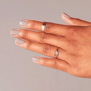 Additional picture of Lacquer-Taupe-less Beach 15ml