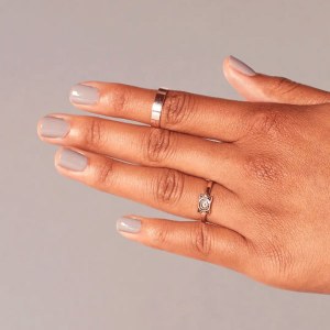 Additional picture of OPI GC Taupeless Beach N 15ml