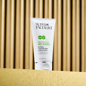 Additional picture of SuperF Salicylic Acid Wash 150ml