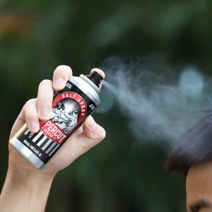 Additional picture of Uppercut Salt Spray Xmas 25