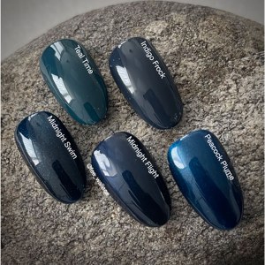 Additional picture of Vinylux Midnight Swim 15ml 131