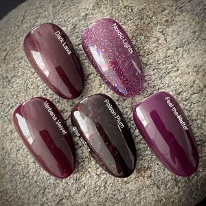 Additional picture of Vinylux Poison Plum 15ml