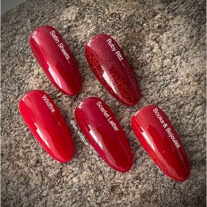 Additional picture of Vinylux Scarlet Letter 15ml 145