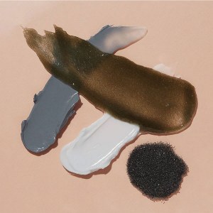Additional picture of Voesh 4Step Pedi Charcoal Power Detox