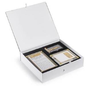 Lucite Hadlokas Neiros Gift Box Classic 2.0 Design Hebrew Gold