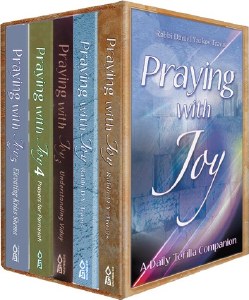 Praying with Joy 5 Volume Pocket Size Set [Paperback]