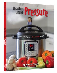 Shabbos Under Pressure [Paperback]