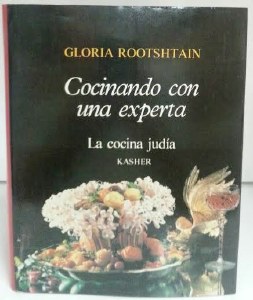 Cocinando Con Una Experta Cookbook [Hardcover]