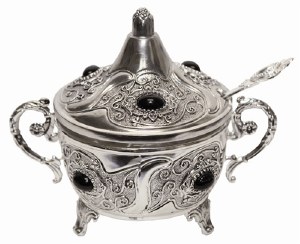 Decorative Dish Silver Plated With Black Stones