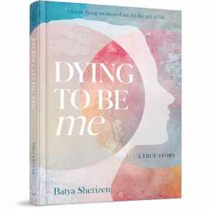 Dying to Be Me [Hardcover]