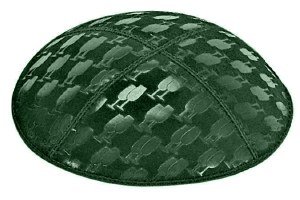 Green Blind Embossed L'chaim Cups Kippah without Trim