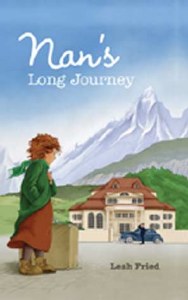 Nan's Long Journey [Paperback]
