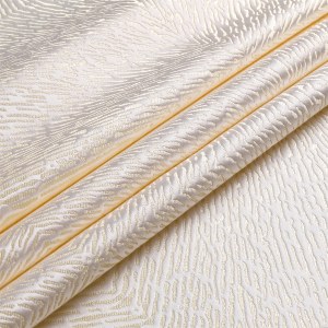 Jacquard Tablecloth Gold Ripple Pattern 70" x 160"