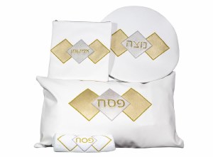 Pesach Set Faux Leather 4 Piece White and Gold Diamond Design