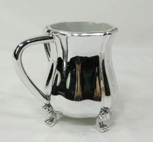 Acrylic Wash Cup with Metal Coating on Legs Silver Color