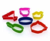 Additional picture of Plastic Chanukah Shaped Cookie Cutter 6 Piece Set Multi Color