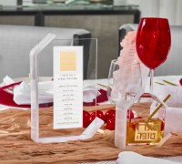 Additional picture of Lucite Tabletop Simanim Block Pearlstone Gold 9" x 6"