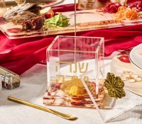 Additional picture of Lucite Square Honey Dish with Spoon and Tray Painted Pomegranate Design Gold 3.5"