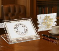 Additional picture of Lucite Tabletop Im Eshkocheich Block Hebrew Gold 8.3" x 6.8"