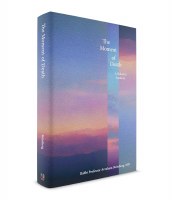 Additional picture of The Moment of Death [Hardcover]