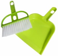 Additional picture of Bedikas Chametz Broom and Dustpan Set