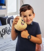 Additional picture of Plush Embroidered Matzah Ball Toy 6"