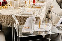 Additional picture of Lucite Washing Cup and Bowl Set Classic Design Gold