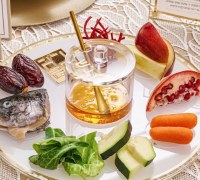 Additional picture of Lucite Simanim Tray Round Classic 2.0 Design Hebrew Gold 11"