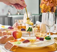 Additional picture of Lucite Raised Simanim Tray Classic 2.0 Design Hebrew Gold 4 Pack 11" x 4"
