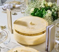Additional picture of Resin Matzah Box Marbelized Gold 13.75"