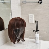 Additional picture of Lucite Collapsible Wig Head 12"